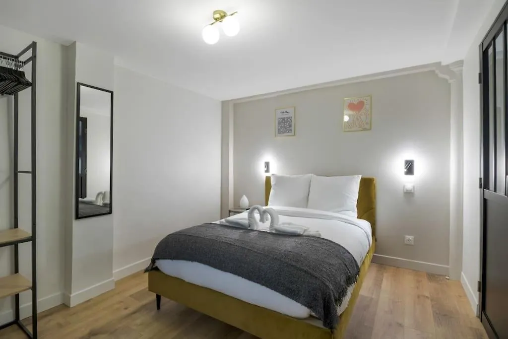 01.appart 4pers#2 Bedrooms#pigalle#opera#paris 9 Apartmán *